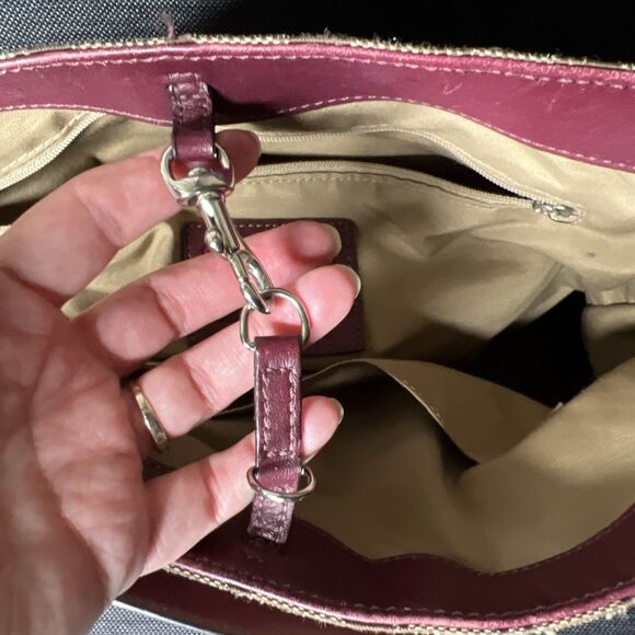 Coach Leatherware est 1941 Signature Canvas and Leather Shoulder Handbag EUC - Picture 15 of 15